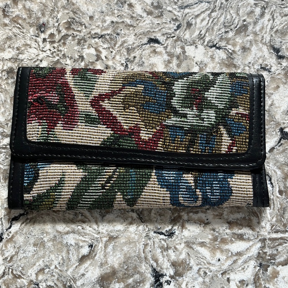 Women’s Trifold Wallet